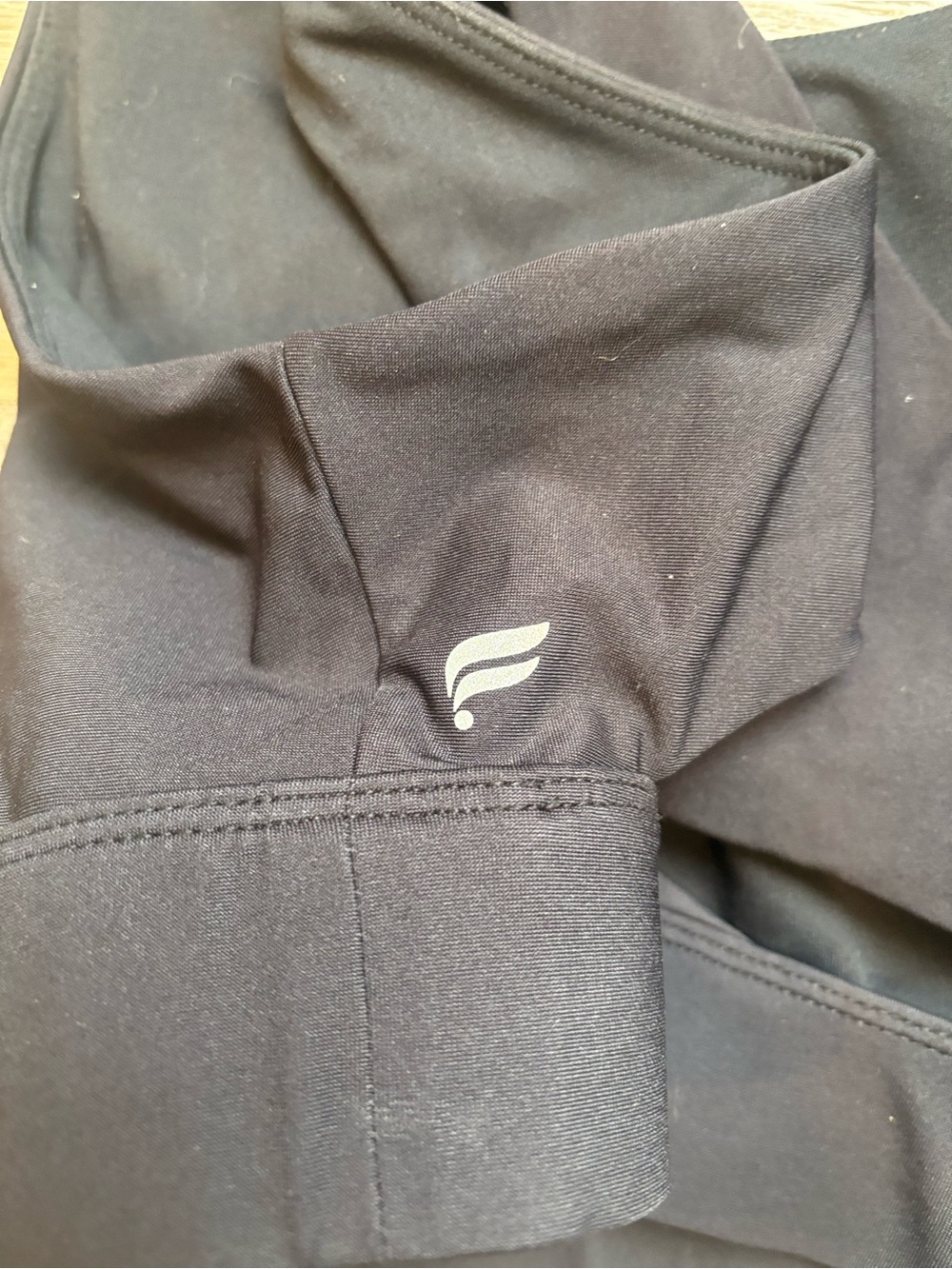 Fabletics Black Crossback Sports Bra Size M - Picture 3 of 4
